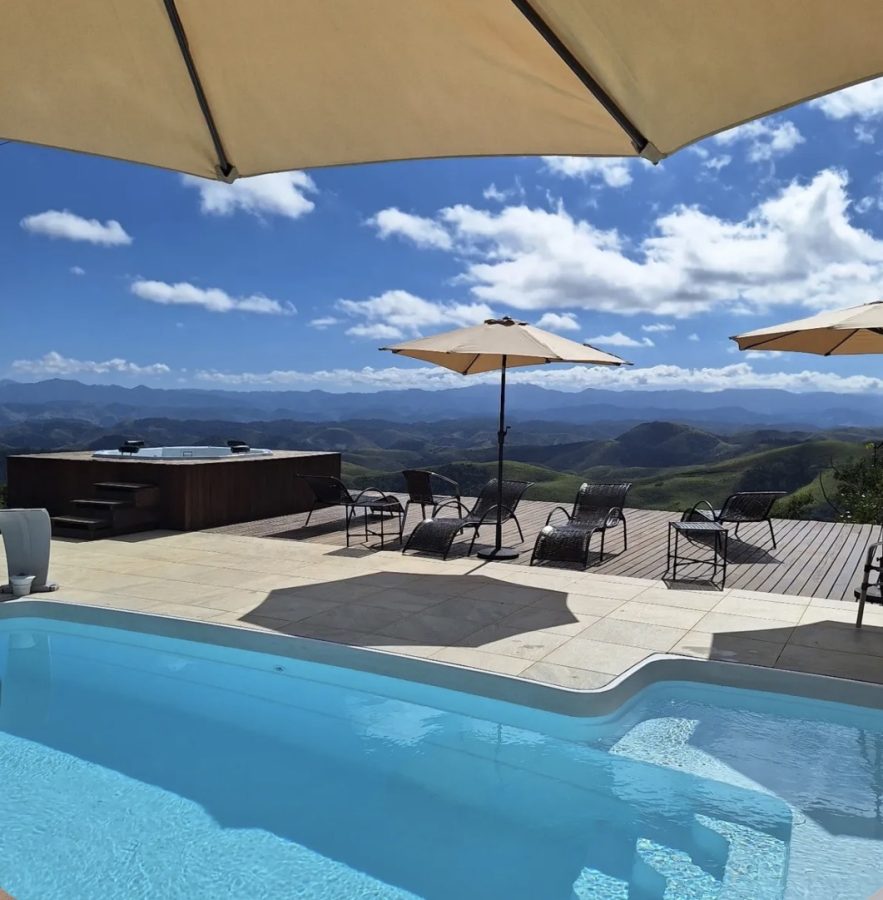 instagram.com/altodaserrapousada