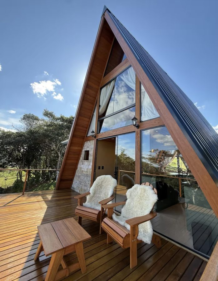 Estrada do Varejão num 6000