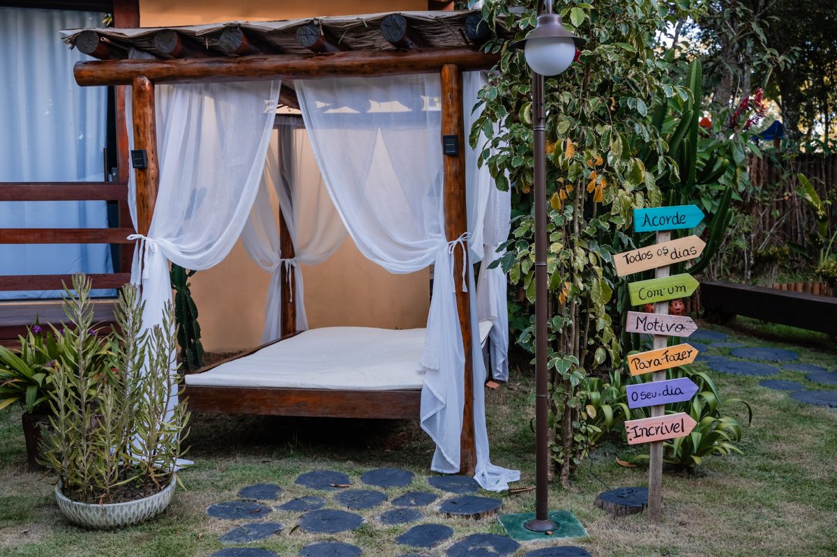 Rodovia MT 251, *Condomínio Quintas do Brumado*, Rua 10, quadra 15, lote 27, Chapada dos Guimarães-MT  CEP 78195000