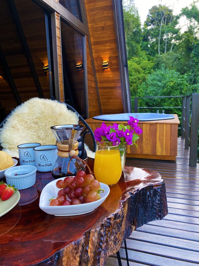 Estrada Ermindo Blume, Três Coroas - RS. CEP 95660-000