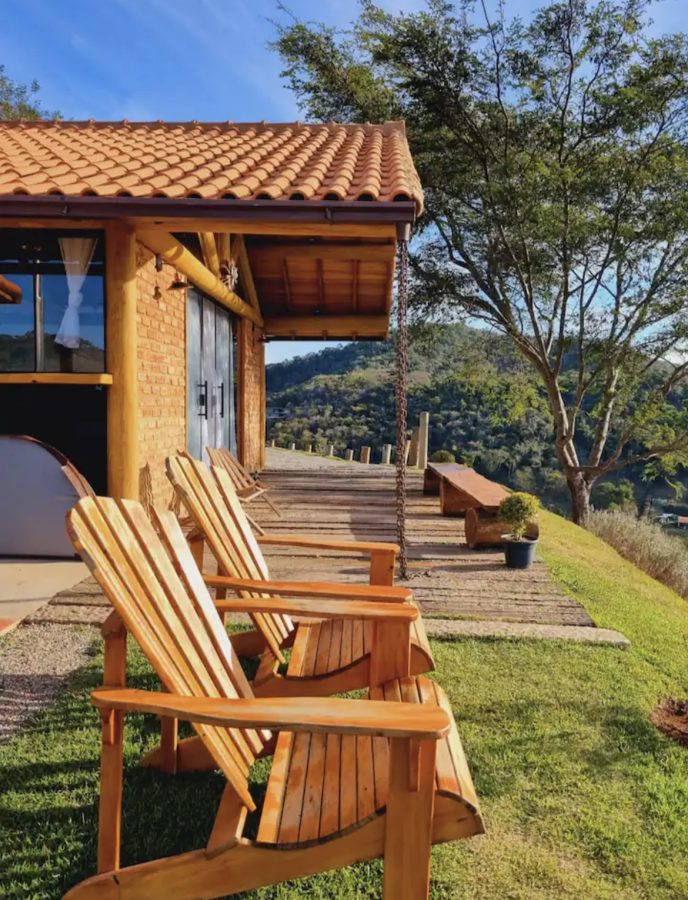 Estrada Almirante Paulo Meira, 23.000 Araras, Vale das Videiras