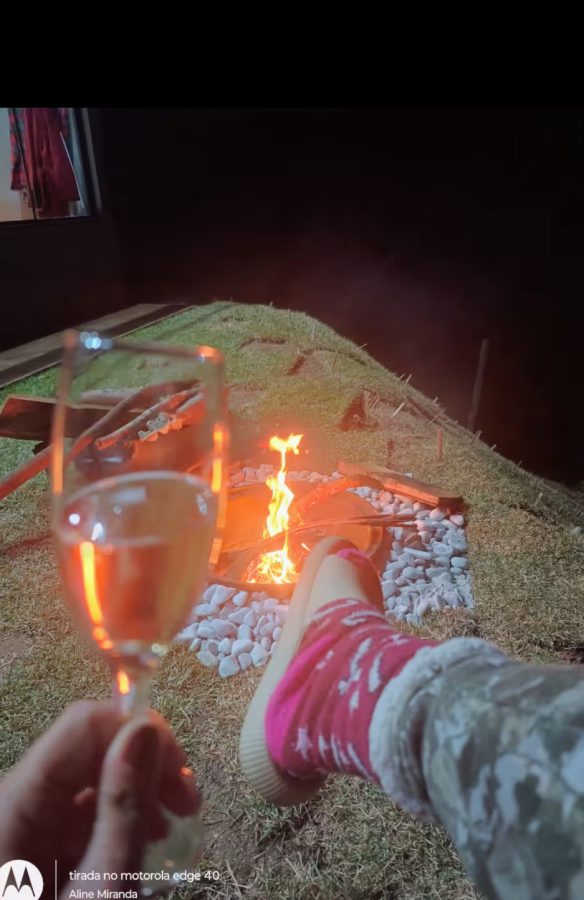 instagram.com/cabana_houselander