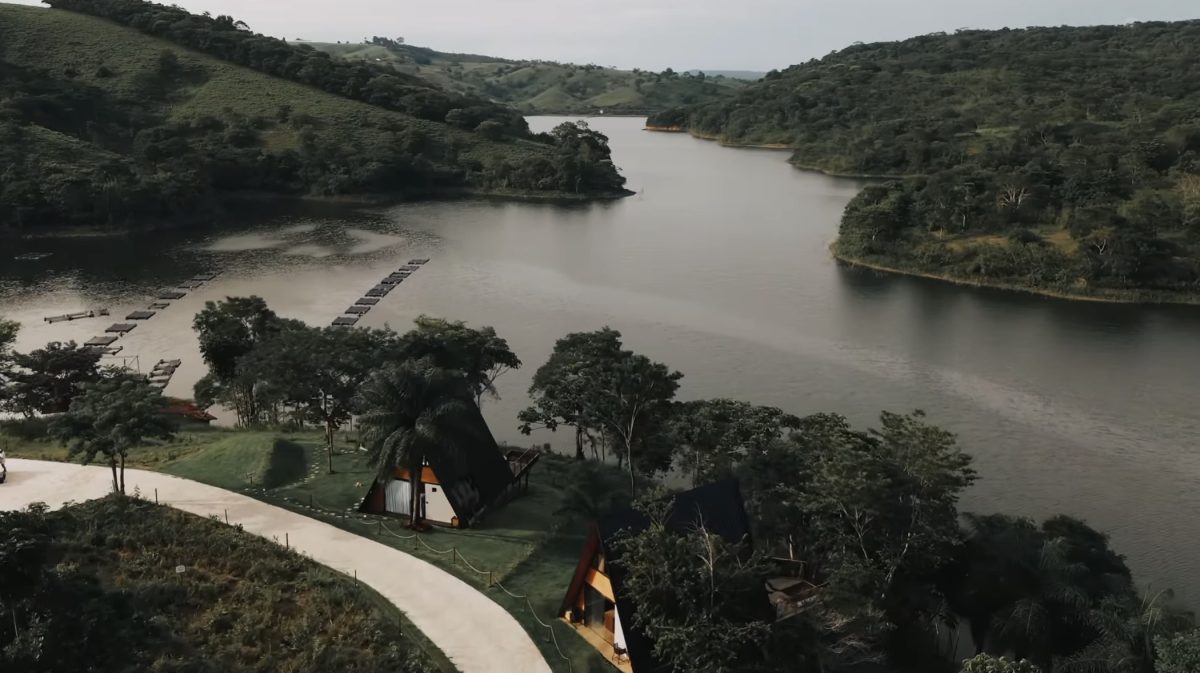 instagram.com/cabanaslagodacolina.oficial