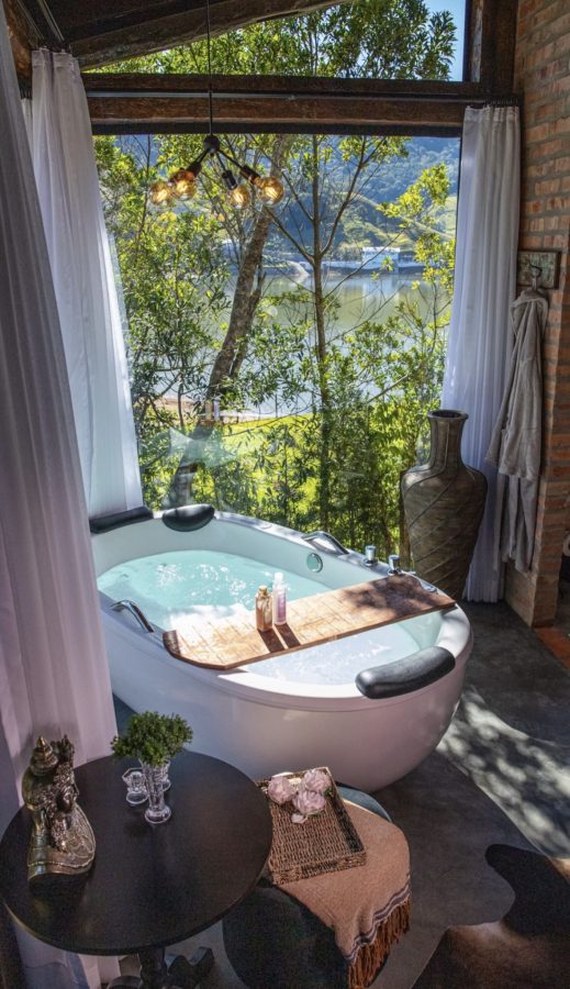 instagram.com/cantosdabarragem