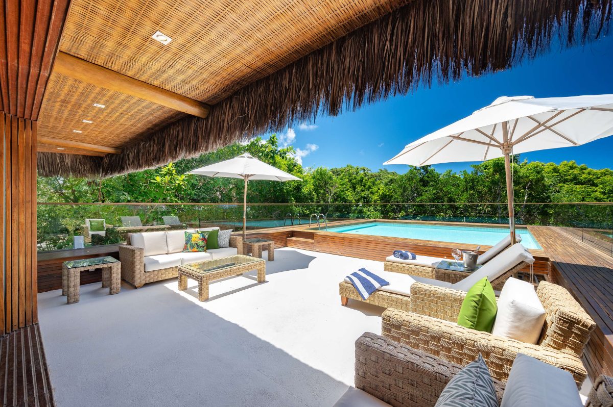 Avenida do Farol - Praia do Forte