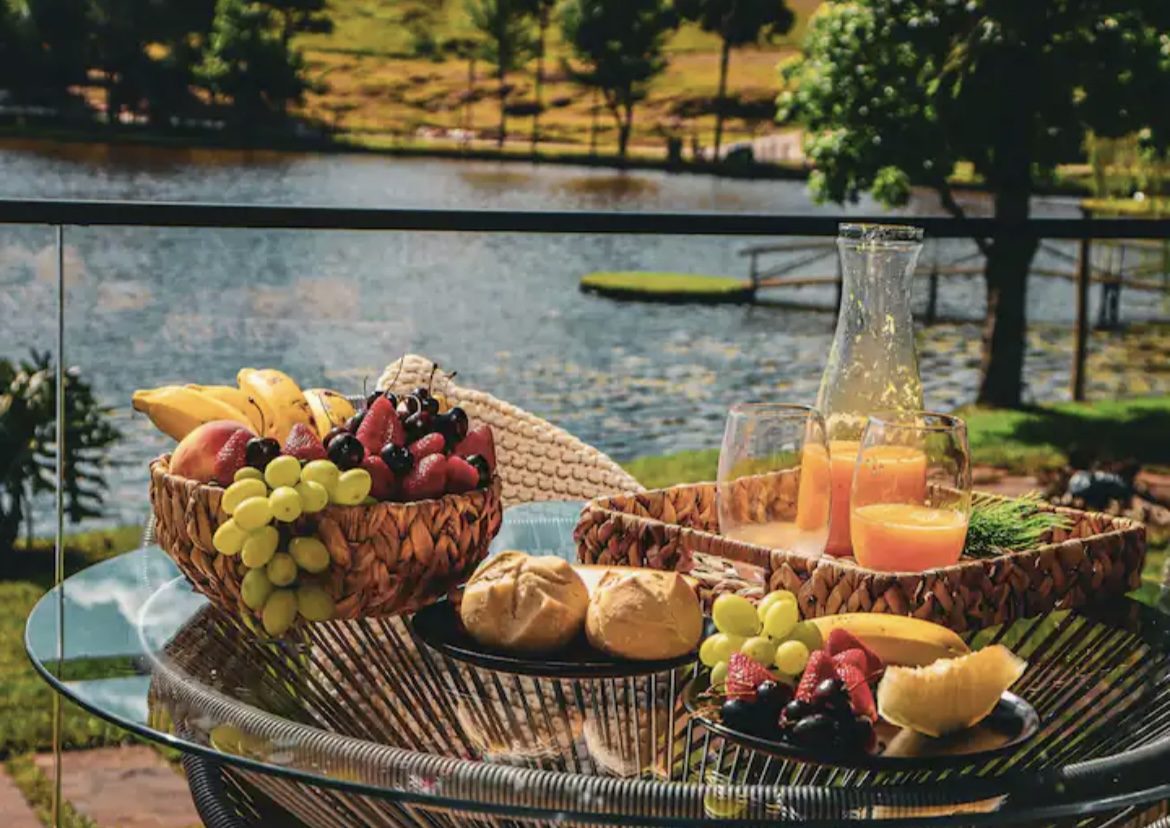 instagram.com/celeirolakevillage