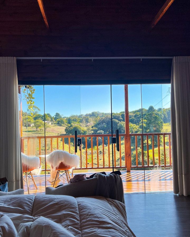 instagram.com/chalescambaradaserra