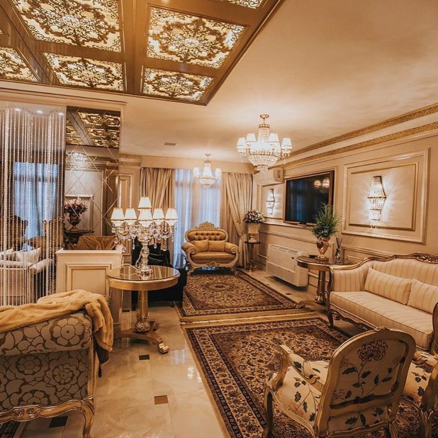 instagram.com/collinedefrance