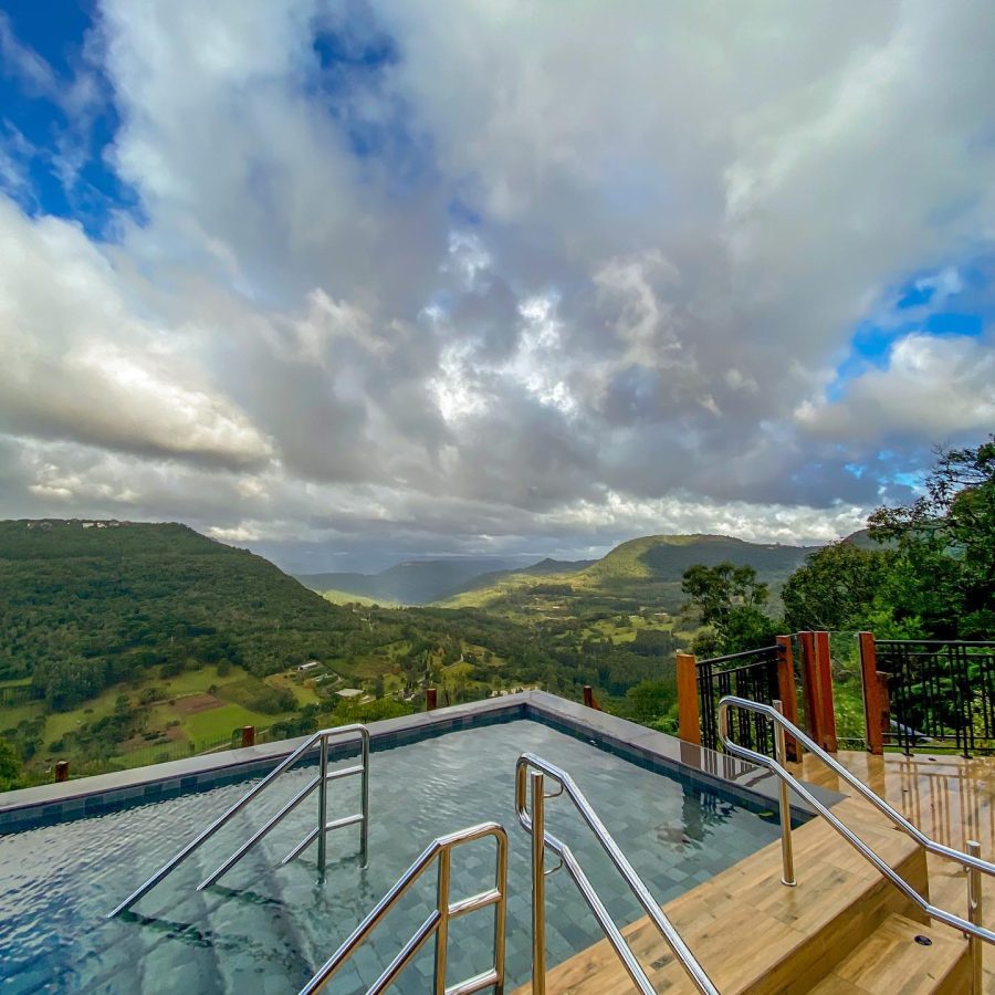 instagram.com/laghettochateau