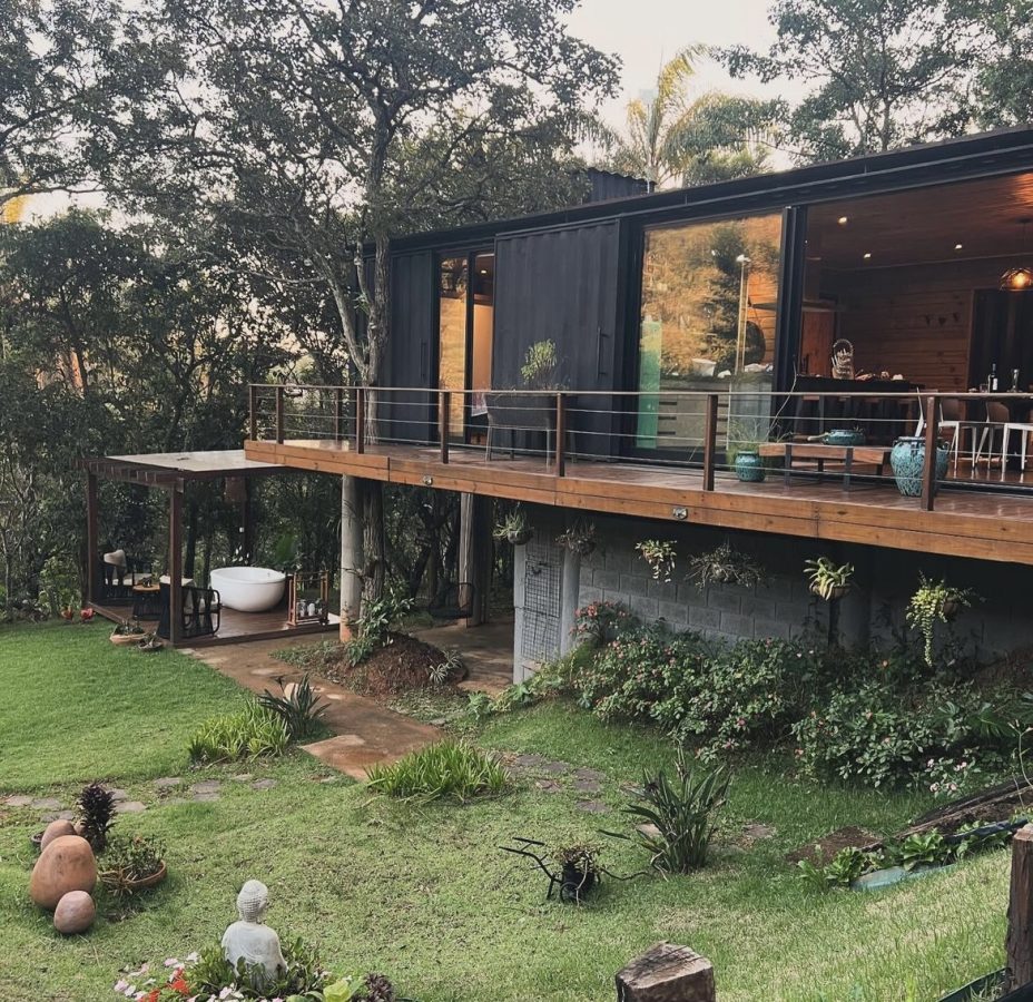 Rua Dona Augusta s/n - carneiros