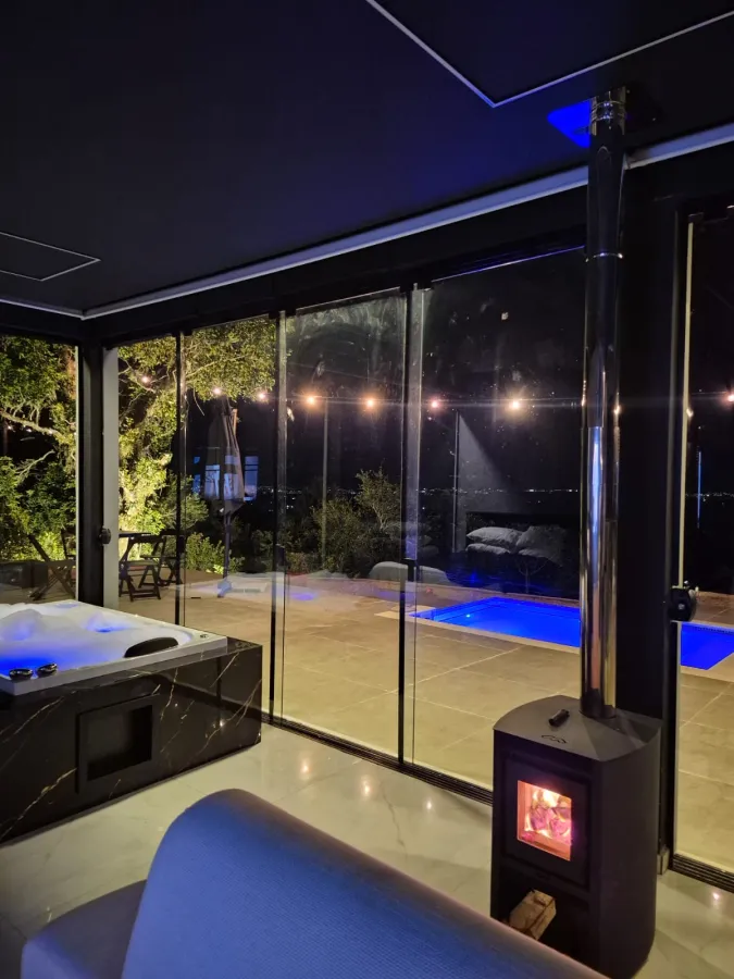 Lumy Cabana