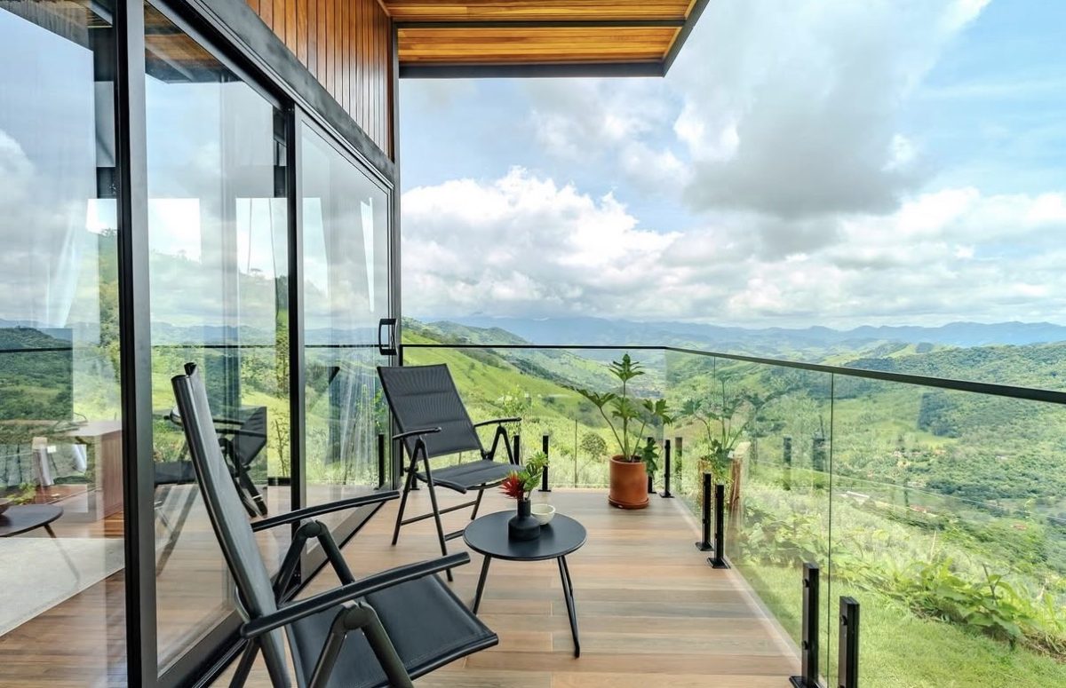 instagram.com/nudracabanas