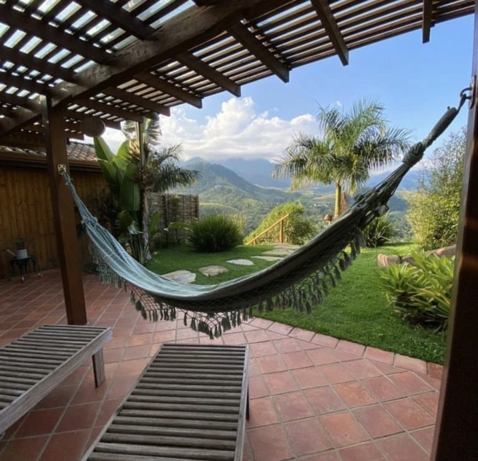 instagram.com/pousada_varandasdamantiqueira