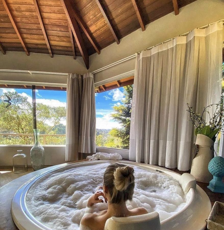 instagram.com/pousadacariciadovento