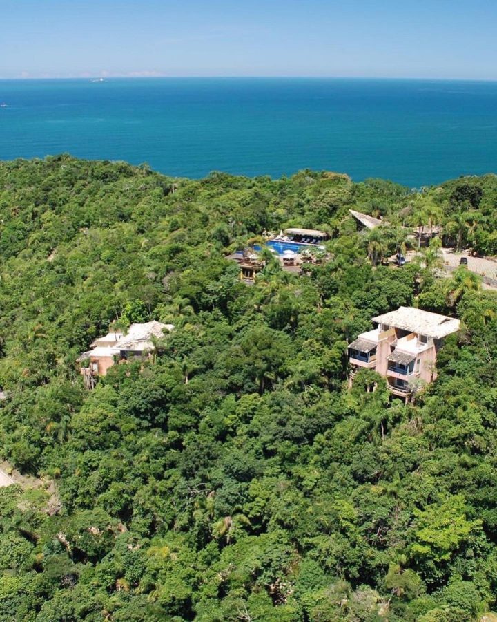 Rua Flávia Veronica Martelinni, 400 - Araçá, Porto Belo - SC, 88210-000