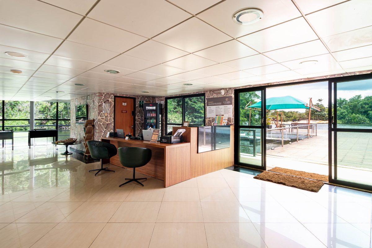 Av Coronel Teixeira, 370 - Saída do Pier Privativo da Natureza, Bairro da Ponta Negra, Colônia Paricatuba -  69057002