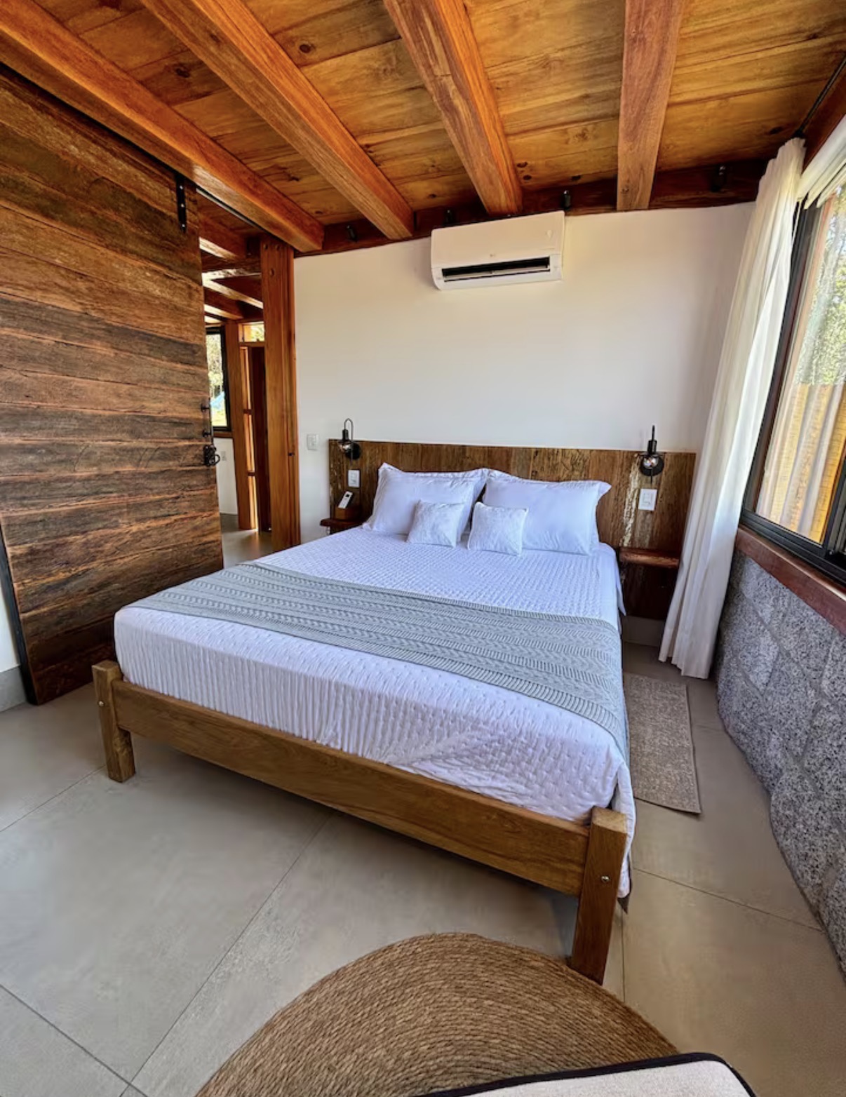 instagram.com/vila_chale