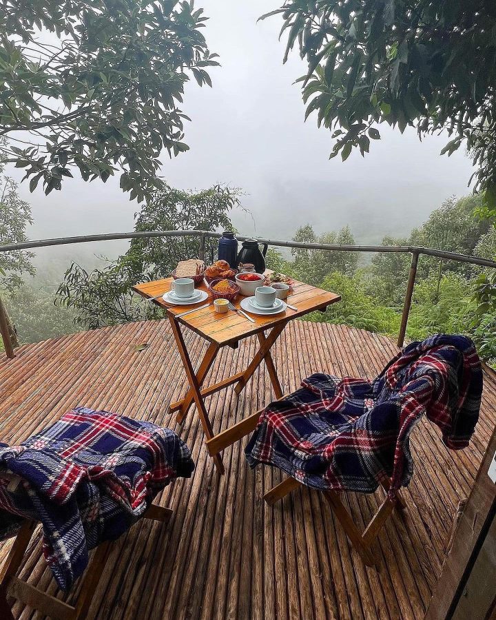 instagram.com/villa_western