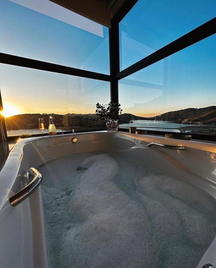 instagram.com/vistadolagohotel